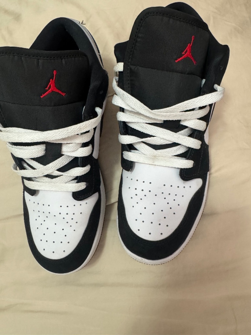 Jordan 1 Low SE